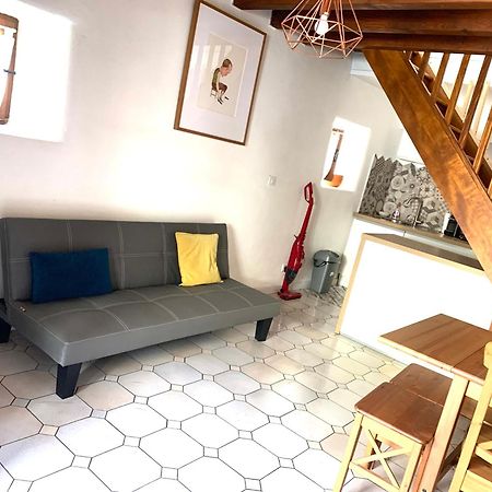 Ruoms Petite Maison 3* Centre-Village Εξωτερικό φωτογραφία